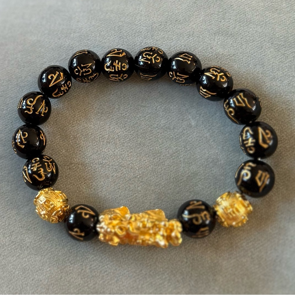 Budda Power Feng Shui Black Obsidian Bracelet, good luck, good fortune, wealth.